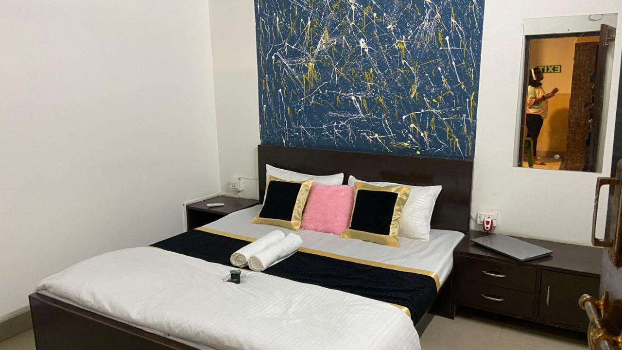 Travel Monkey Hostel Agra  Exterior photo
